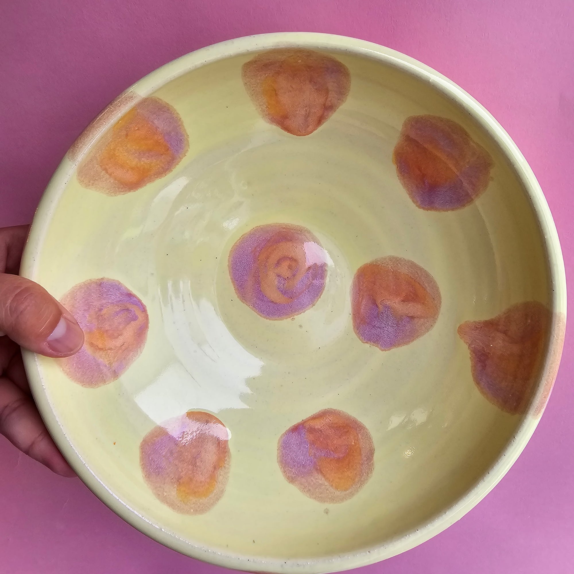 LEMON FROSTING BIG DOT PLATE BOWL