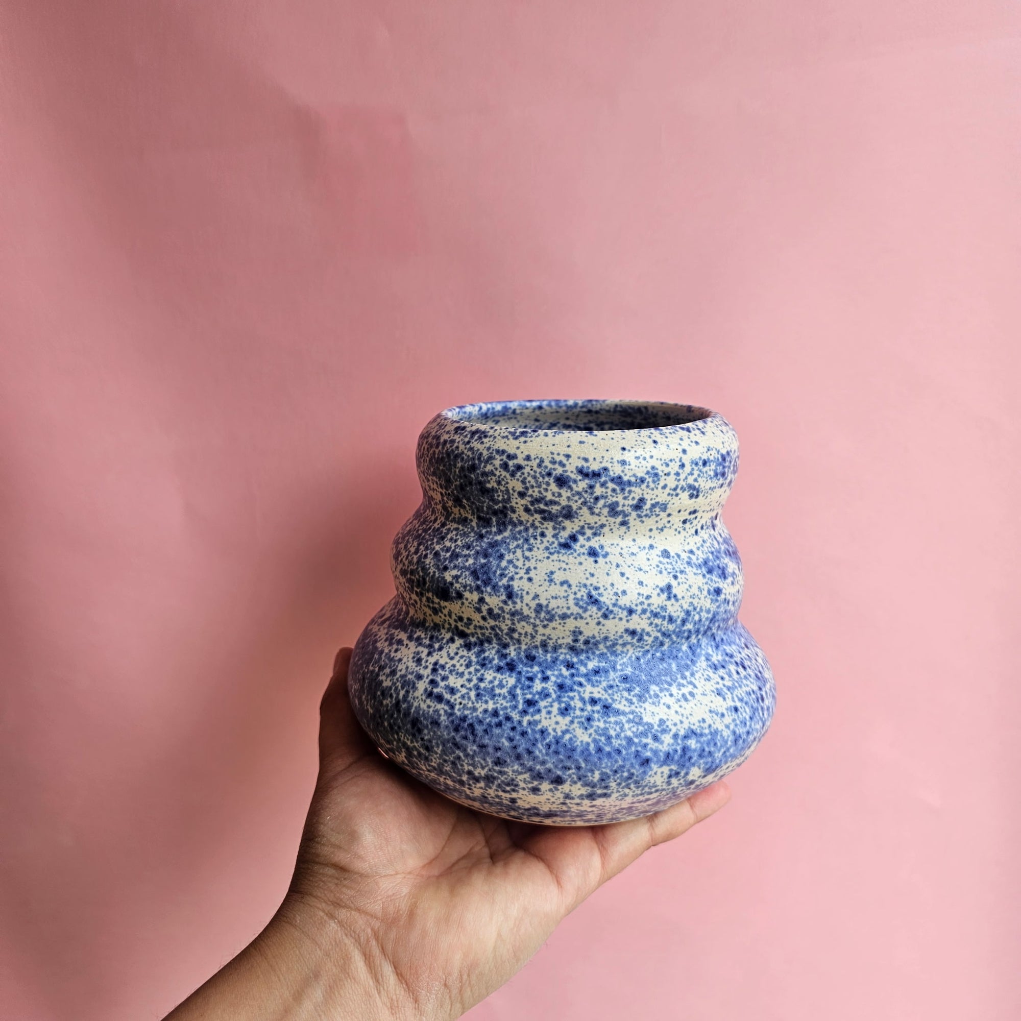 CHESAPEAK BLUE CHUBBY VASE