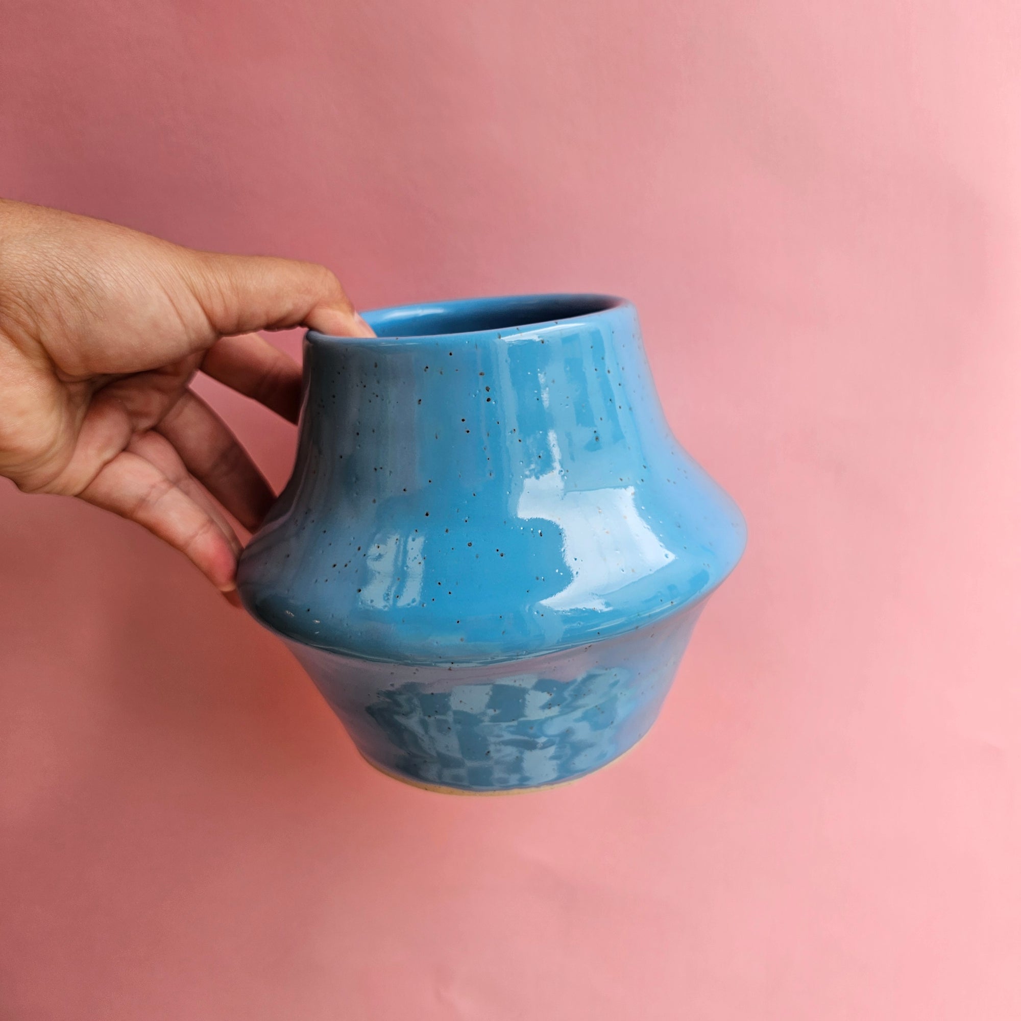 BINGO BLUE SPARKLE VASE