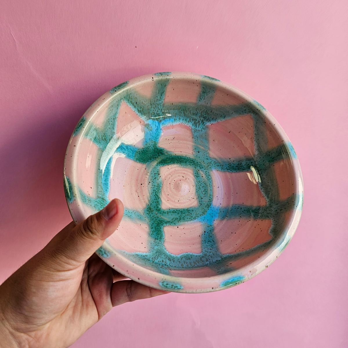 GUMMY WORM SPECKLED PLATE BOWL